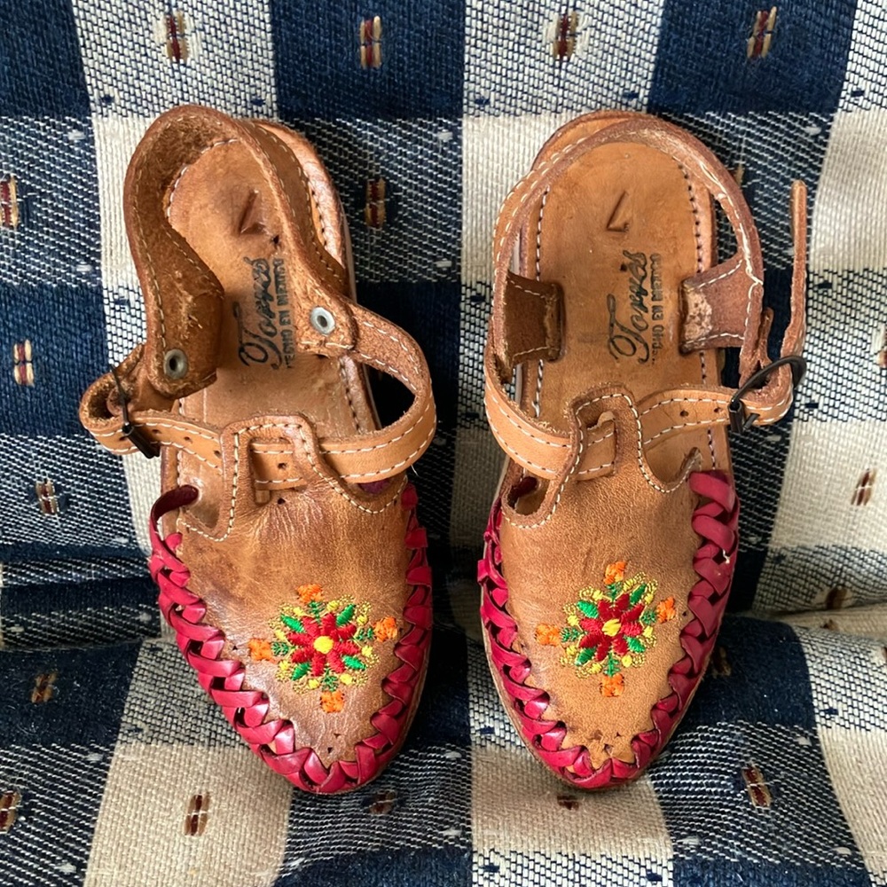7 Girls Mexican Huarache Style Sandals Handmade Torres Flower Bohemian Lagenlook